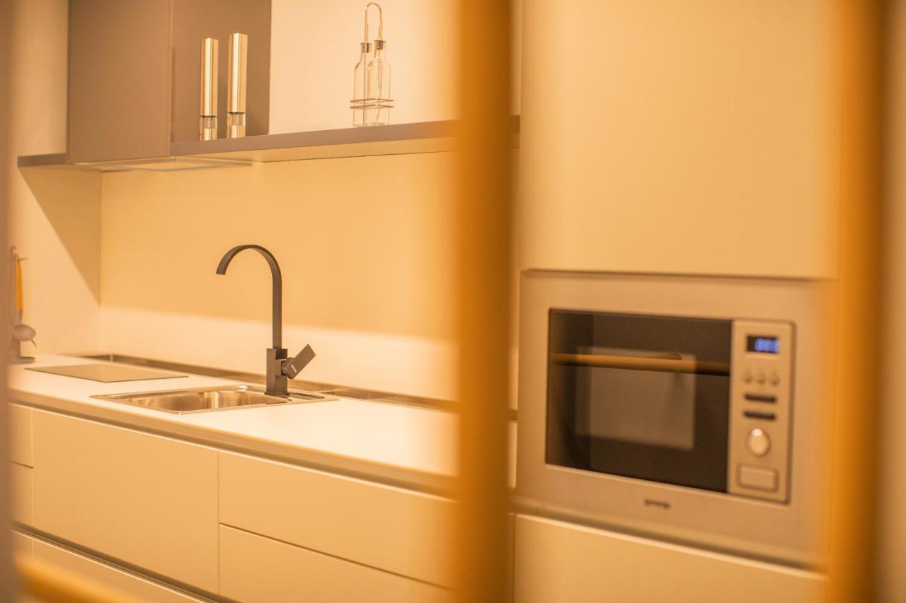 Benelux Hotel Peja Kültér fotó