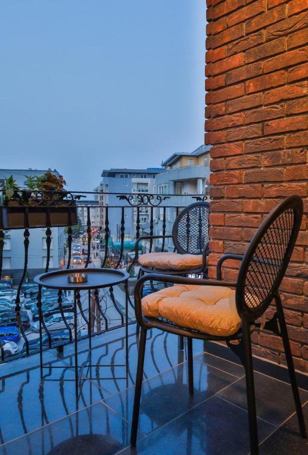 Benelux Hotel Peja Kültér fotó